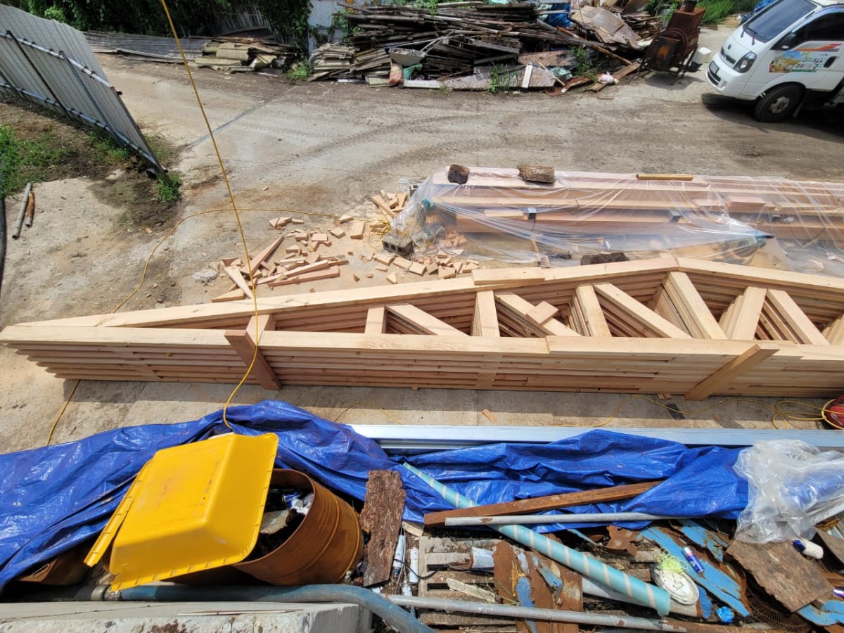 가설건축 조립식 PVC 판넬(뉴세라)의 축사 복사열과 누수 해결책